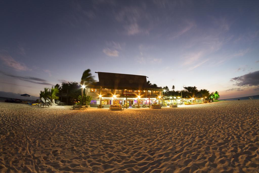 Beachcomber Island Resort Buitenkant foto