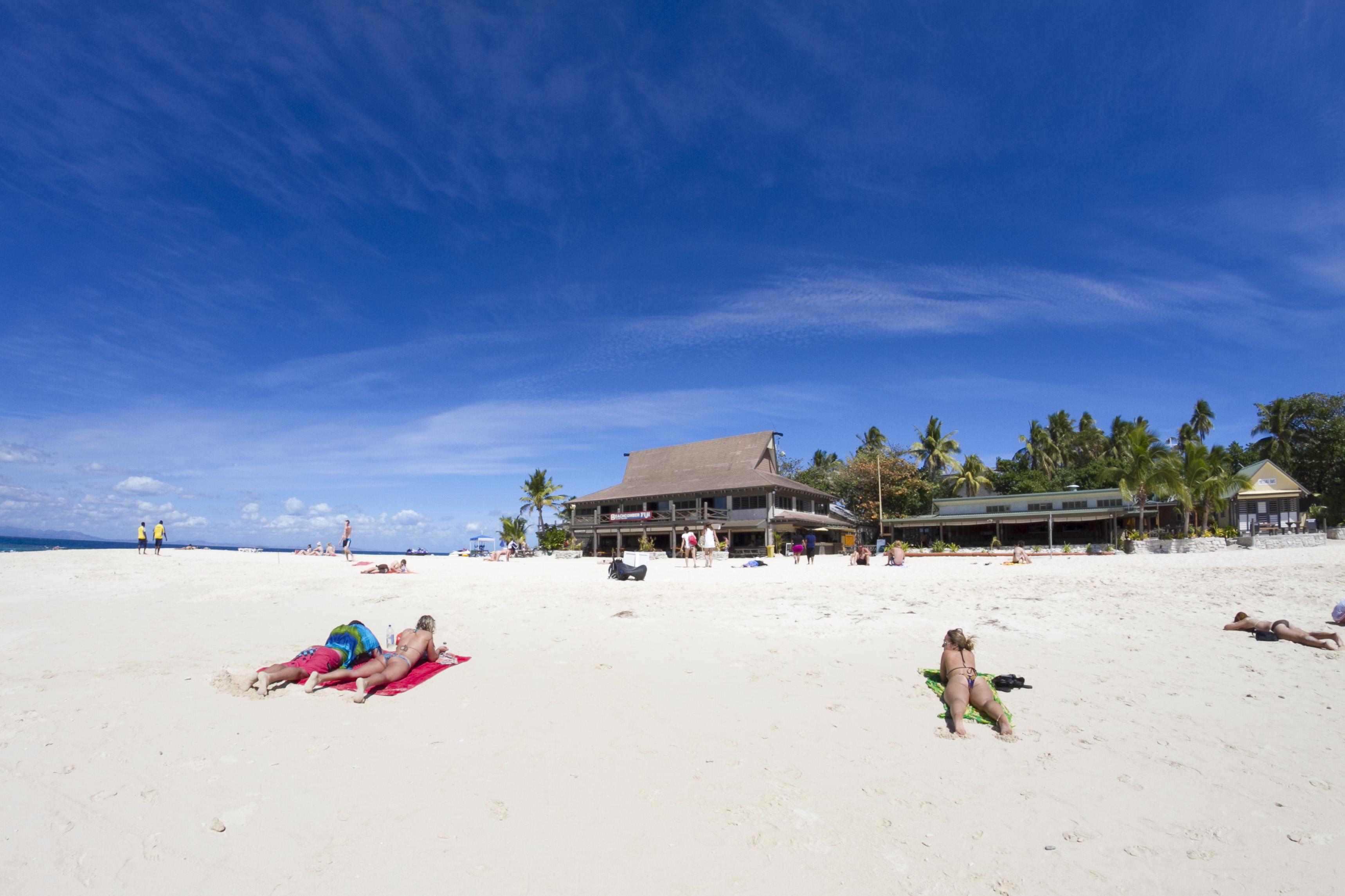 Beachcomber Island Resort Buitenkant foto