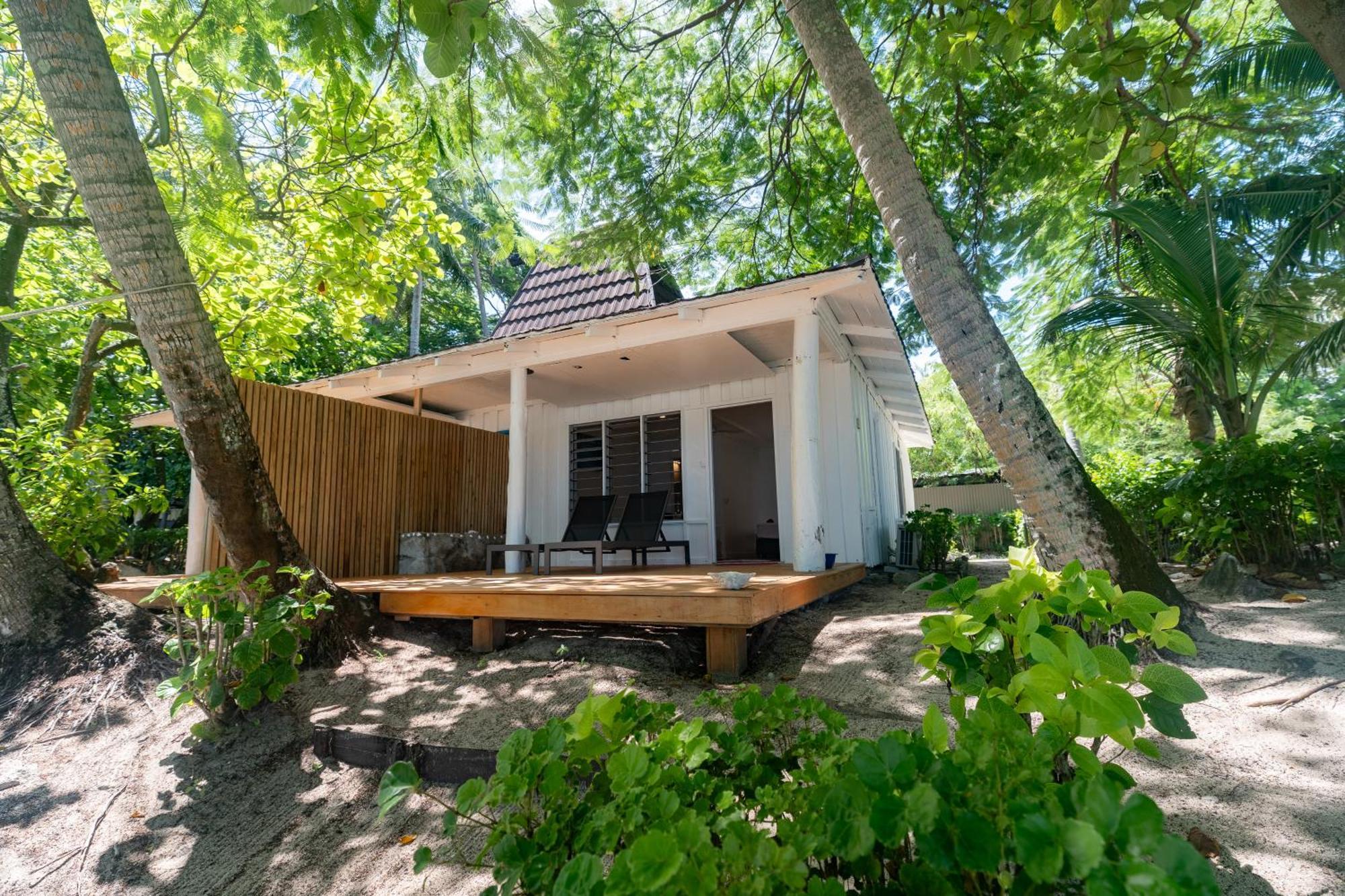 Beachcomber Island Resort Buitenkant foto